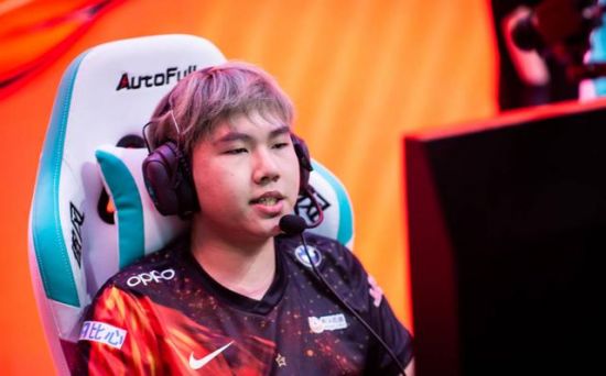 捷尼赛思邀请赛精彩回顾 彭奇并列领先小麦紧随其后